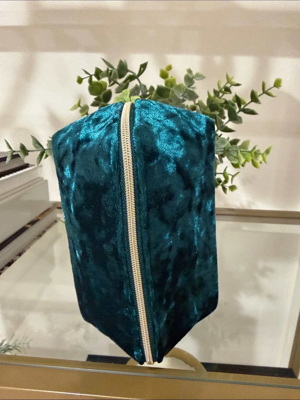 HR Velvet Cosmetic Pouch
